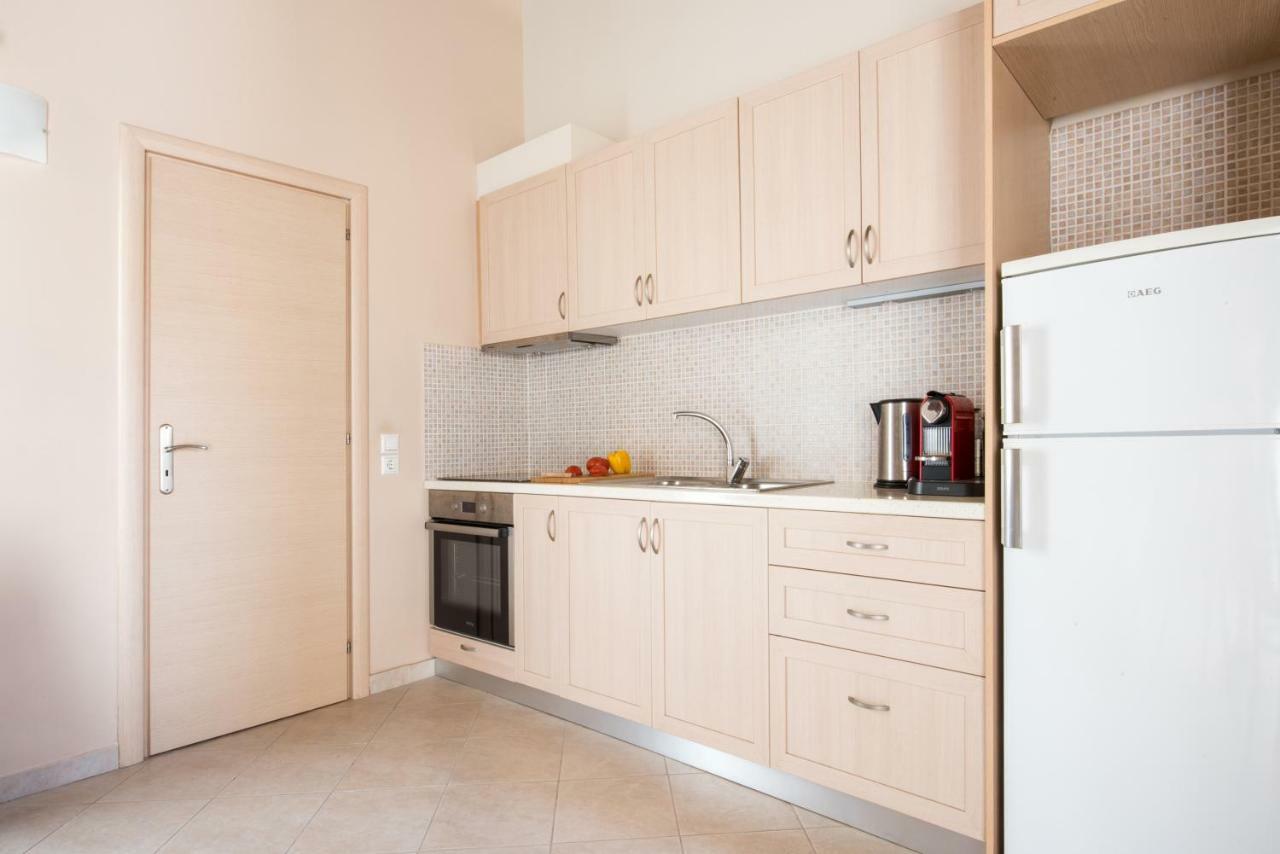 Top Floor Modern Studio In Central Koropi Apartment Exterior photo